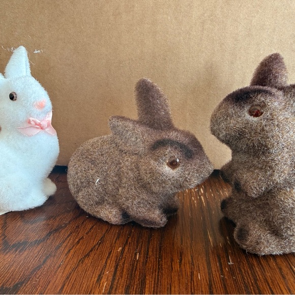 Vintage lot flocked felt bunny fuzzy rabbits mini and 2 banks - Picture 2 of 16